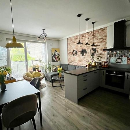 Konstruktorska Chill Apartment Варшава Екстериор снимка
